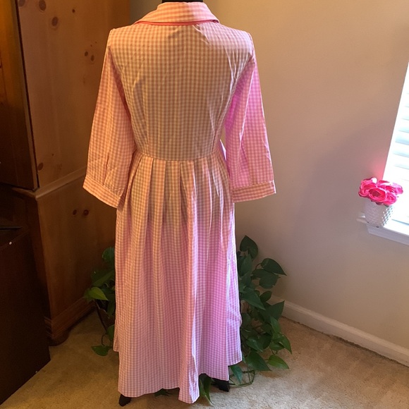 🌹Elegant Maxi Pink & White Long Sleeve Long Shirt Dress with Bow - Picture 4 of 10